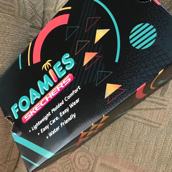 Sketchers Foamies Shoes for kids - size 3 - Picture 8 of 9